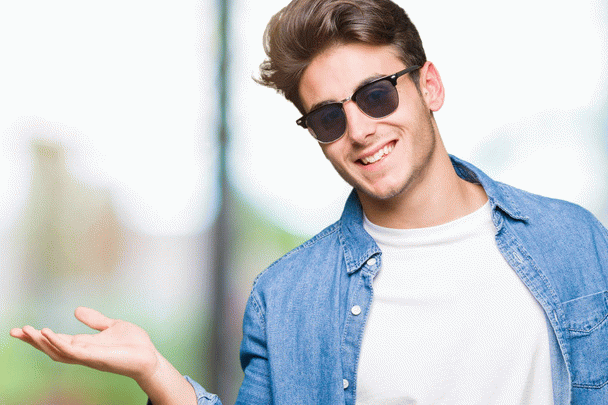 آموزش افزایش بازدید سایت: چکیده تجربیات نی نی سایت (13 مورد کلیدی) – سوالات متداول و جدول جامع